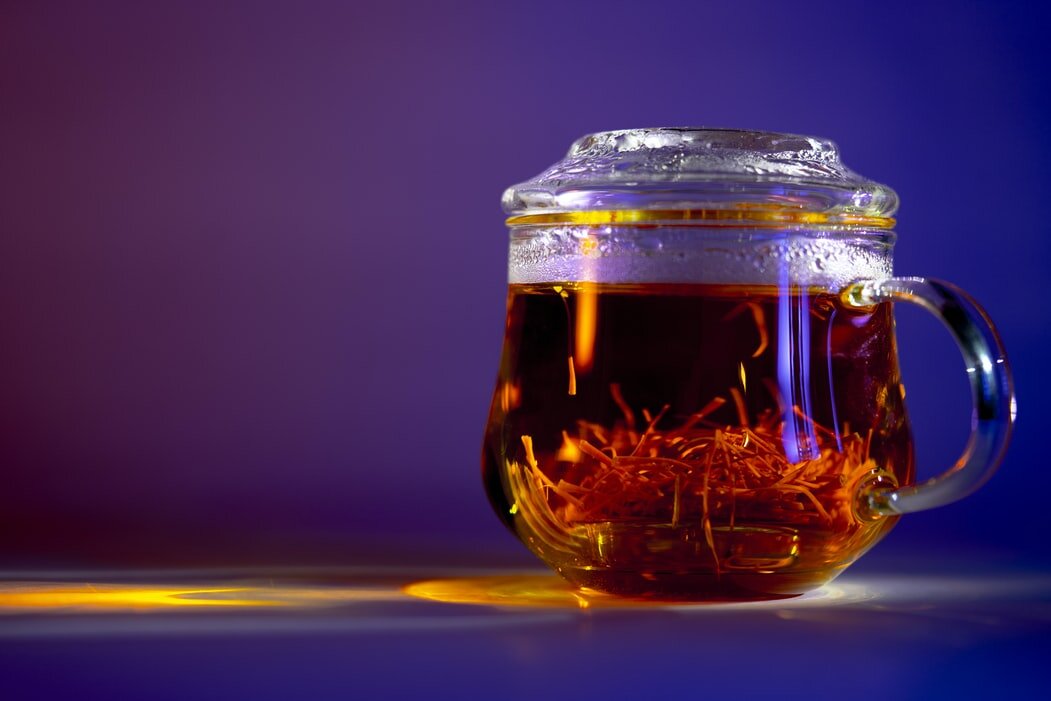 Aromalarıyla Zengin Çiçek Çayları